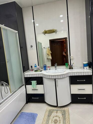 Uzunmüddətli kirayə mənzillər: Nəsimi rayonu, 28-may küçəsi 33, 17-mərtəbəli yeni tikili binanın — 12