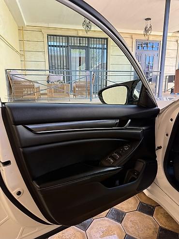 Продажа авто: Honda Accord: 2018 г., 1.5 л, Автомат, Бензин, Седан — 9