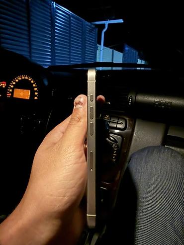 Apple iPhone: IPhone 15 Pro, Б/у, 128 ГБ, Natural Titanium, Зарядное устройство, 79 % — 6