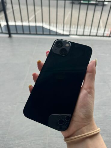 География: IPhone 13, Черный