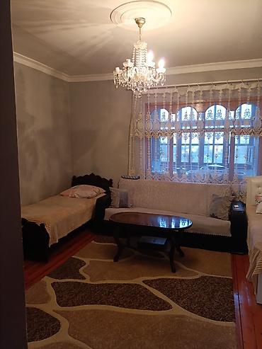 mingəçevirdə satılan evlər: Merdekanda 5/5 mertebesi 4otagli ev satilir,daimi — 2