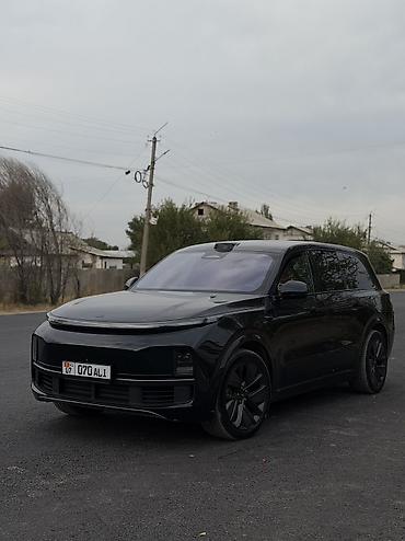Продажа авто: Lixiang L9: 2023 г., 1.5 л, Автомат, Электромобиль, Кроссовер — 2
