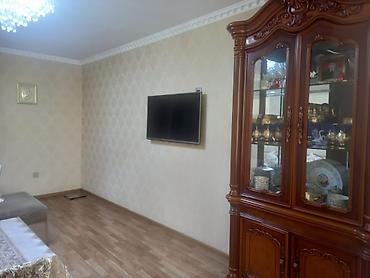 Uzunmüddətli kirayə mənzillər: Mənzil elanı orta təmir.istilik dövlət.su daimi.əlavə bakda — 12