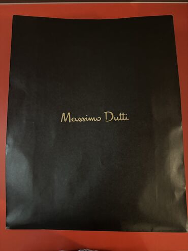 Massimo Dutti Kişi Çantası yenidir etiketi üzərindədir,istifadə