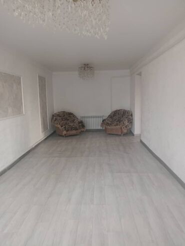 сдам частный дом без посредников рядом просп жибек жолу бишкек: 96 м², 1 комната, Утепленный, Бронированные двери, Евроремонт