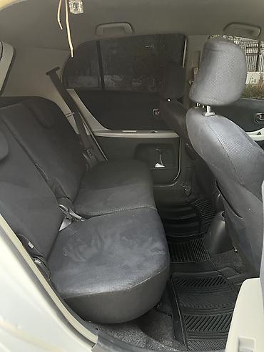 285 65 20: Toyota Vitz: 2006 г., 1.3 л, Автомат, Бензин, Хэтчбэк — 8