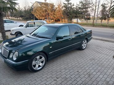 Mercedes-Benz: Mercedes-Benz E 230: 2.3 l | 1997 il Sedan -da lalafo.az — 4 Mercedes-Benz: Mercedes-Benz E 230: 2.3 l | 1997 il Sedan — 4