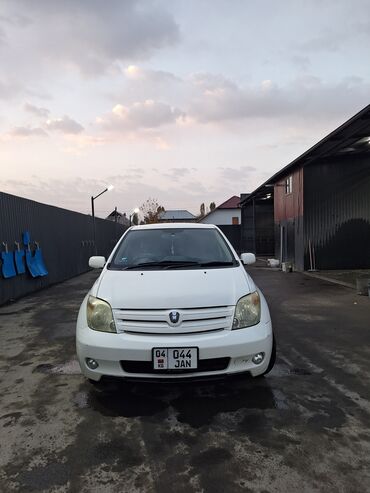 купить авто беловодск бишкек: Toyota ist: 2004 г., 1.3 л, Автомат, Бензин