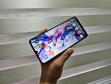 Poco C65, Б/у, 256 ГБ, цвет - Черный, 1 SIM, 2 SIM