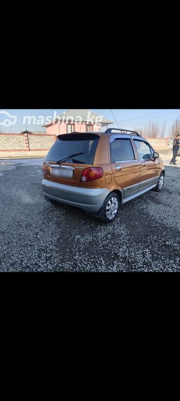 машина машина машина машина машина: Хэтчбек Daewoo Matiz в цвете "золотой бежевый металлик" с контрастными