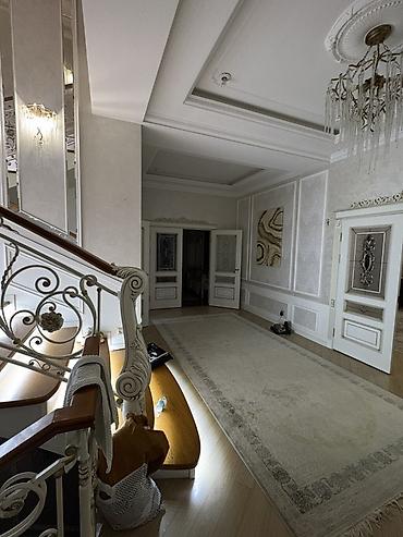 Продажа домов: 6 комнат и более, 500 м², 6 соток, Бишкек, Киргизия 1 Собственник — 3