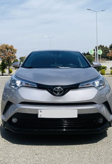 Toyota: Toyota C-HR: 2 l | 2017 il Ofrouder/SUV