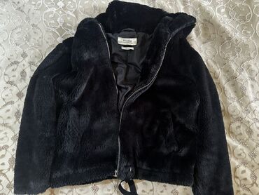 kurtkalar 2022: Pull and Bear, M (EU 38)