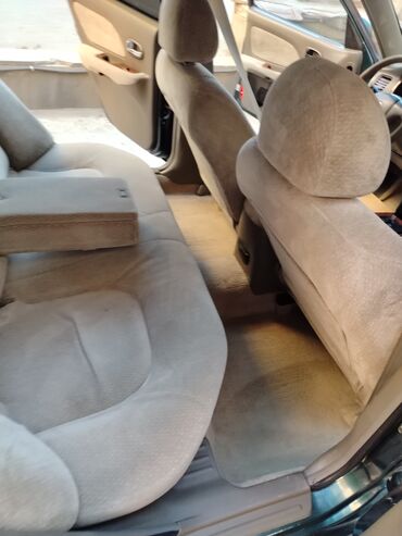 Hyundai: Hyundai Sonata: 2 l | 2001 il Sedan — 23