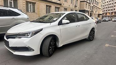 Продажа авто: Toyota Corolla: 2019 г., 1.8 л, Вариатор, Гибрид, Седан — 2