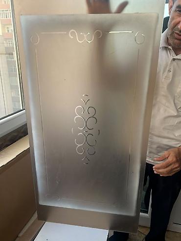 şuşə qapi: Mat şüşə dekor panel - Material: temperli mat şüşə - Üslub: mərkəzdə — 1