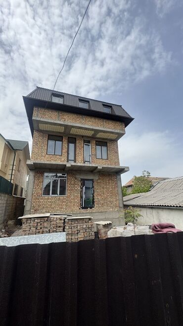 монолитный дом: 5 и более комнат, 350 м², 3 этаж, ПСО (под самоотделку)