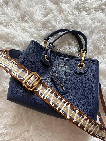 Aksesuarlar: Dəbli və rahat Emporio Armani MyEA Bag çantası satılır. Şık tünd-göy — 2