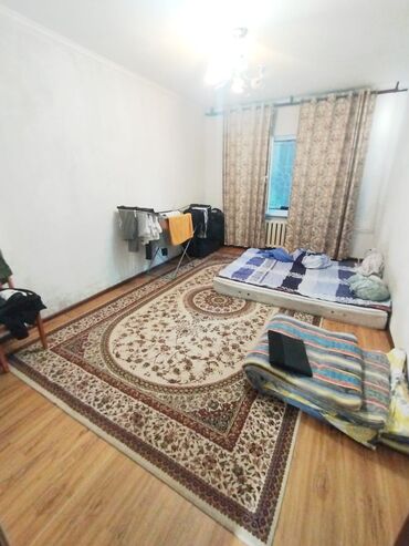 Продажа домов: 2 комнаты, 52 м², 106 серия, 1 этаж, Старый ремонт
