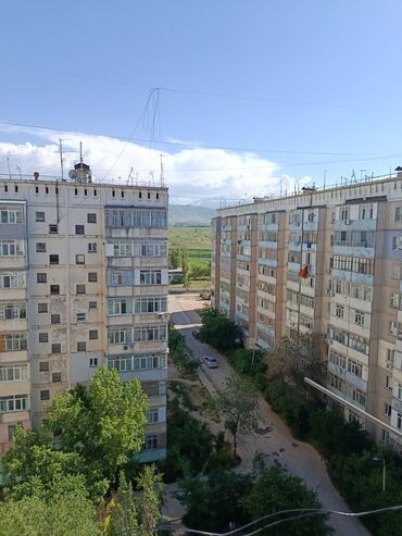 2х ком квартира бишкек: 2 бөлмө, 52 кв. м, 106-серия, 9 кабат, Эски ремонт