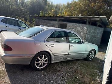 бука мото: Mercedes-Benz E-Class: 2001 г., 3.2 л, Типтроник, Дизель, Седан — 4