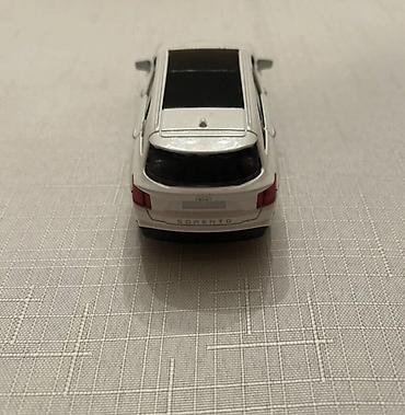 nerf satisi: Məhsul: KIA Sorento miniatür model avtomobil - Korpus: ağ rəngli — 4