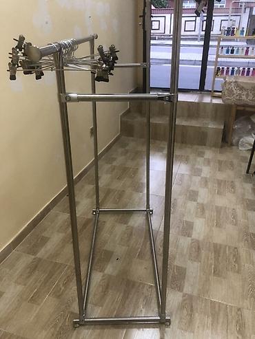 vitrin dukkan: Mağaza üçün geyim asqı sistemi və aksesuarları - Paslanmayan metal — 4
