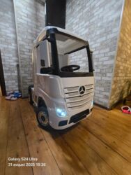 toxunma uşaq koftaları: Uşaq üçün elektromaşın – Mercedes tipli yük maşını (ride-on truck) - at lalafo.az toxunma uşaq koftaları: Uşaq üçün elektromaşın – Mercedes tipli yük maşını (ride-on truck) -