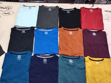 футболки мужские однотонные: Футболка S (EU 36), M (EU 38), L (EU 40)