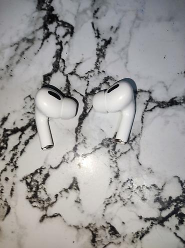 Qulaqcıqlar: Airpods pro qabı işləyir amma sağ qulaqcıq işləmir sol.qulaqciq — 4