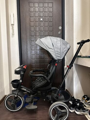 дождевик для велосипеда: Детский трехколесный велосипед-коляска Skillmax Продаю за 4500 сом