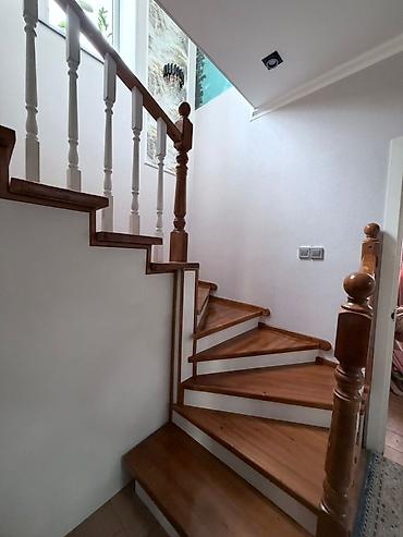 Продажа домов: 4 комнаты, 157 м², 6 соток, Бишкек, Рухий Мурас ж/м Агентство недвижимости — 10