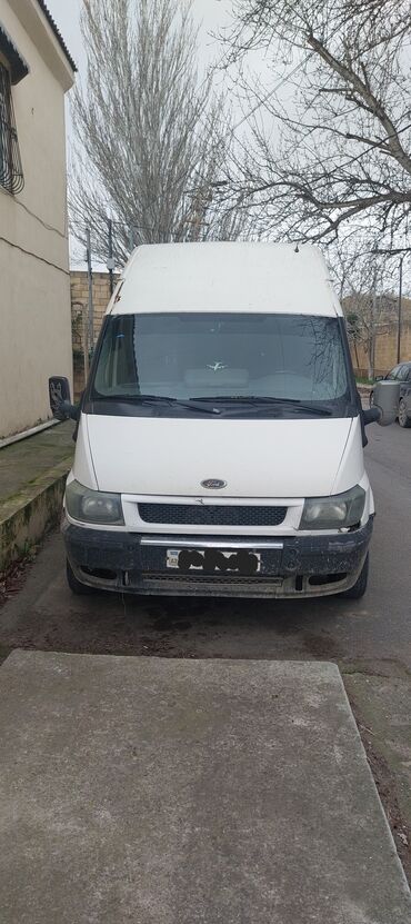 500 manata masin satiram: Ford Transit: 2.4 l | 2004 il 650000 km Van body type