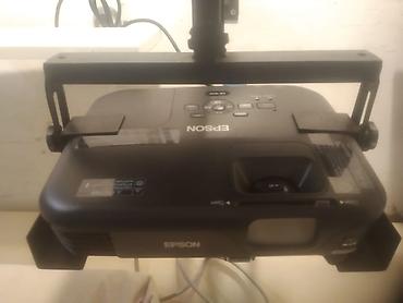 Epson EB-W02 proyektor - Proyeksiya texnologiyası: 3LCD - Çözünürlük