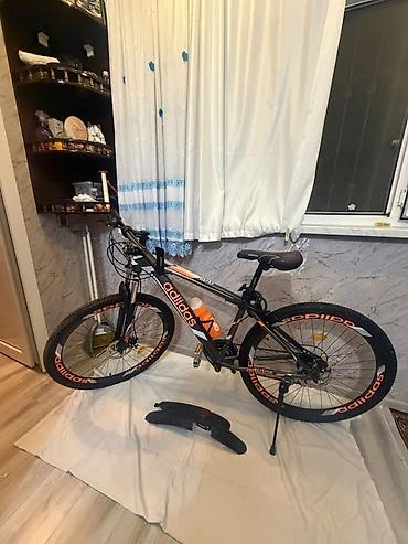 velosiped cross: Dağ velosipedi – 28” təkərlər, disk əyləclər, Shimano ötürücü sistemi — 2