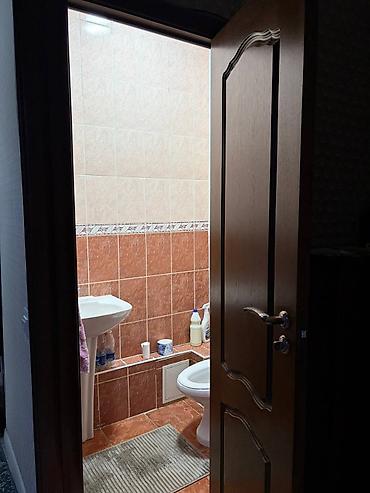 Продажа квартир: 3 комнаты, 62 м², 105 серия, 5 этаж, Косметический ремонт at lalafo.kg — 10 Продажа квартир: 3 комнаты, 62 м², 105 серия, 5 этаж, Косметический ремонт — 10