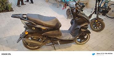 matorlarin qiymeti: 50 cc benzin skuter satılır – 900 AZN 50 cc benzin mühərriki — 5