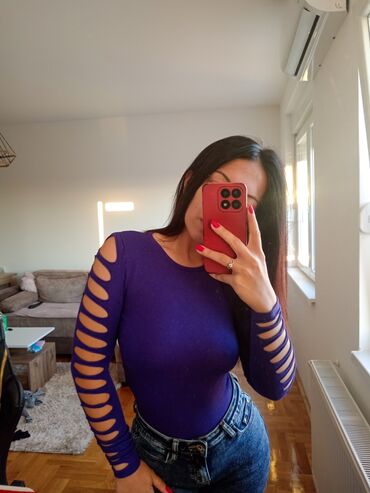 Bluze: Ženska odeća i obuća – paket S, M Sve je ili novo ili jako dobro na lalafo.rs — 18 Bluze: Ženska odeća i obuća – paket S, M Sve je ili novo ili jako dobro — 18