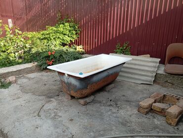 накопительный бак для воды в частном доме цена: Продам чугунную ванну.советская.тяжелая.уличная.в хорошем состоянии