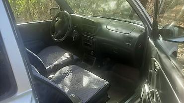 Daihatsu: Daihatsu Cuore: 2002 г., 1 л, Механика, Бензин, Хэтчбэк — 3