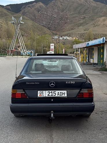 Mercedes-Benz W124: 1988 г., 2.3 л, Механика, Бензин, Седан