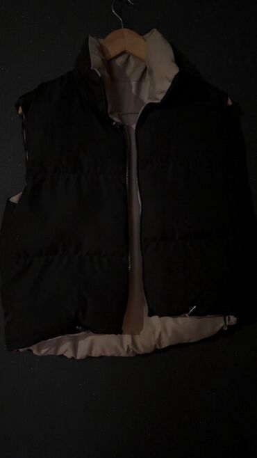 Köynək və bluzalar: Ağ rəngli qadın köynəkləri – 2 ədəd qisa olan butikden 59 azn alinin — 8