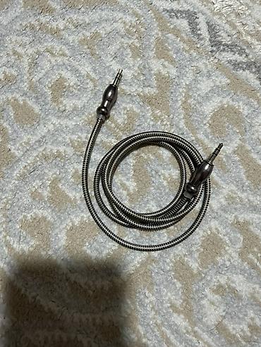 ipad 2024: Məhsul: 3.5 mm AUX audio kabeli + Lightning-dan 3.5 mm audio adapteri — 3