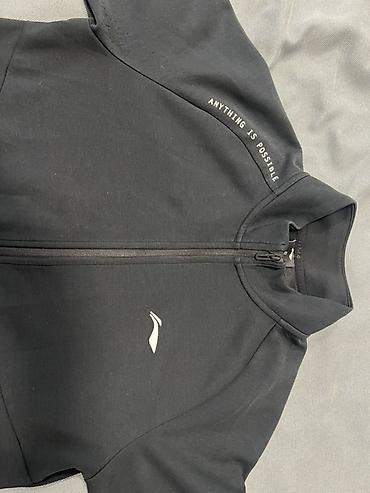 reebok куртка: Спортивная кофта/джемпер на молнии - Цвет: черный - Прямой крой — 3