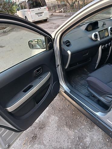 Scion: Toyota Ist: 2003 г., 1.3 л, Автомат, Бензин, Хетчбек — 7