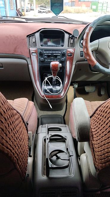 4: Toyota Harrier: 2002 г., 2.4 л, Автомат, Кроссовер — 10
