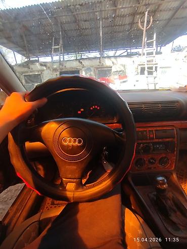 audi s4 b5: Audi A4: 1996 г., 2.4 л, Механика, Бензин, Седан — 7