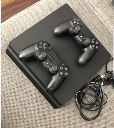 прошитый ps4: Продается ps4 слим непрошитая память 500гб. при осмотре сами