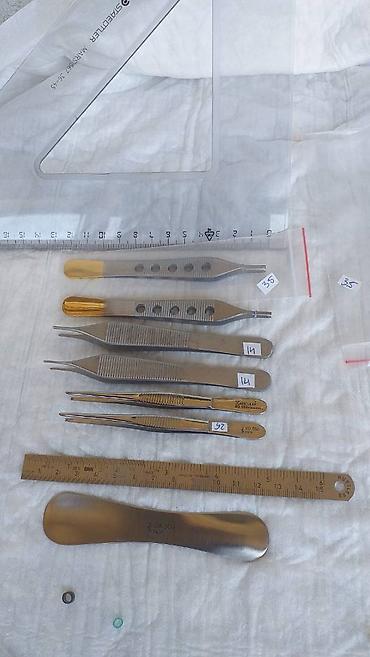 Medicinska oprema: Hirurški instrumenti medicinski instrumenti Na slikama je jedan delić — 2