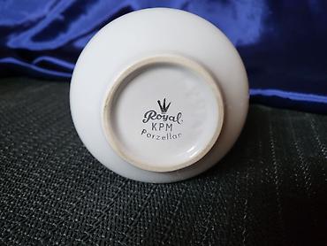 Ostali antikviteti: Vaza KPM porcelan iz 60,70ih.godina. Nemacka vaza bez ostecenja,par — 9